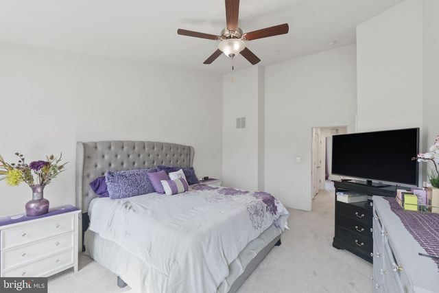 1403 HUDSON VIEW RD, Essex, MD 21221