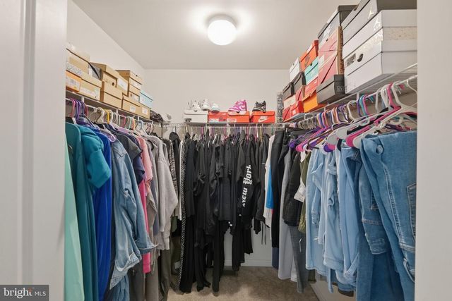 1403 HUDSON VIEW RD, Essex, MD 21221