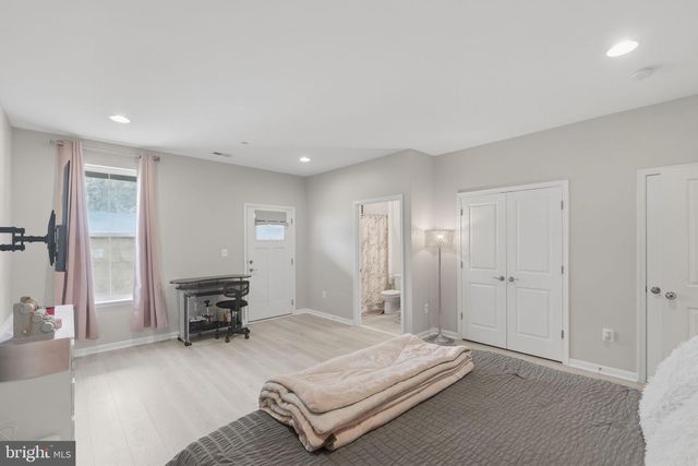 1403 HUDSON VIEW RD, Essex, MD 21221