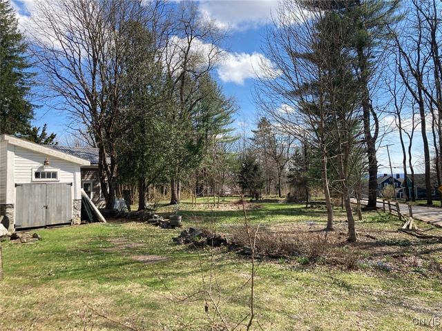 5081 Military Road, Russia, NY 13431