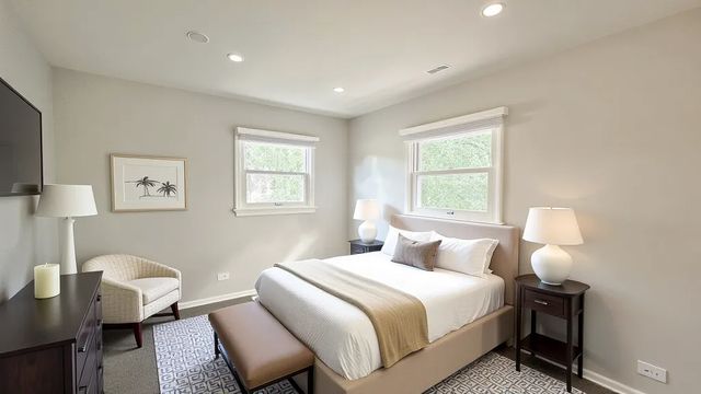 2931 Sunset Avenue, Flossmoor, IL 60422