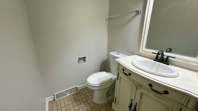 2931 Sunset Avenue, Flossmoor, IL 60422