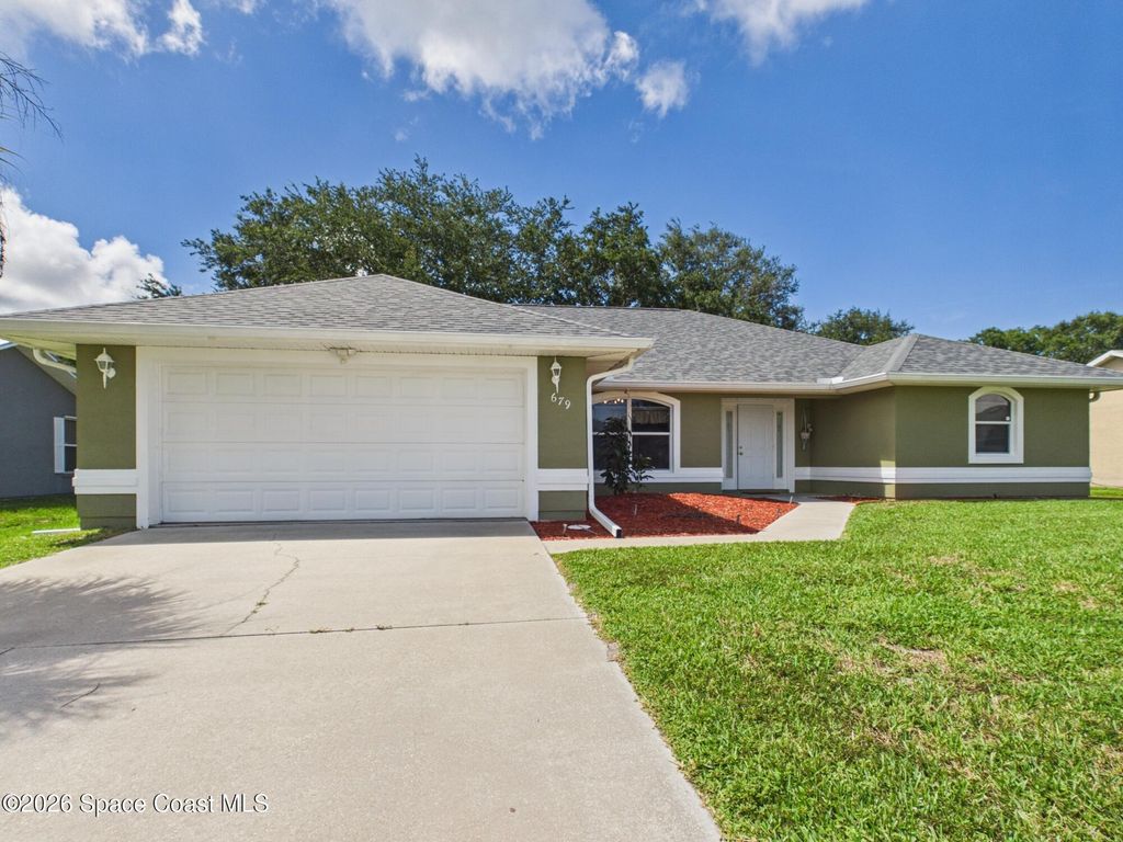 679 Atlantus Terrace, Sebastian, FL 32958