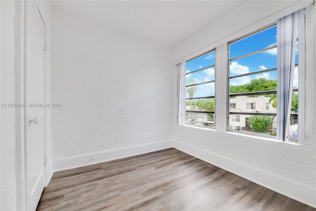 1736 SW 9th St 1738, Miami, FL 33135