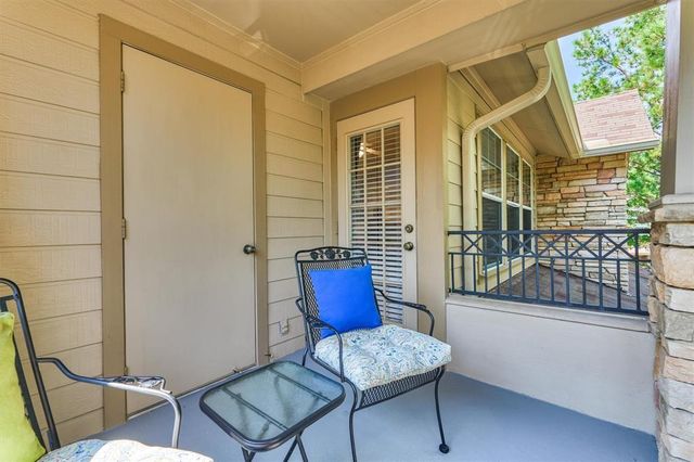 87 Woodlily Place, The Woodlands, TX 77382