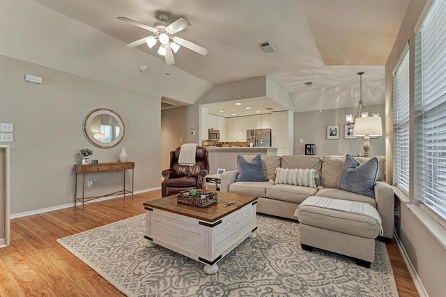 87 Woodlily Place, The Woodlands, TX 77382