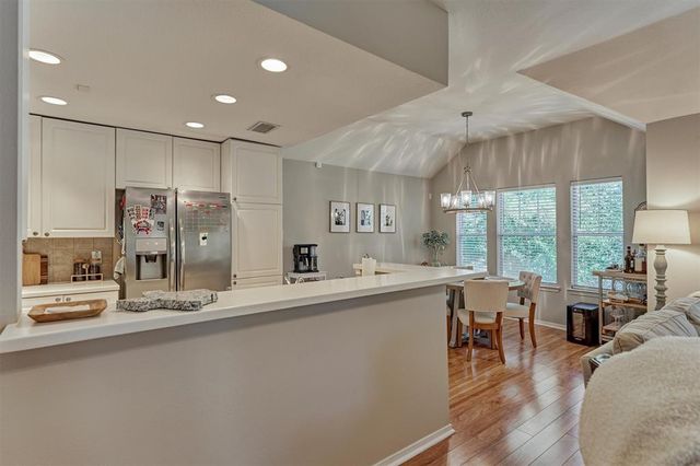 87 Woodlily Place, The Woodlands, TX 77382