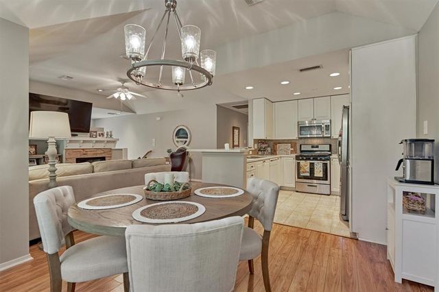 87 Woodlily Place, The Woodlands, TX 77382