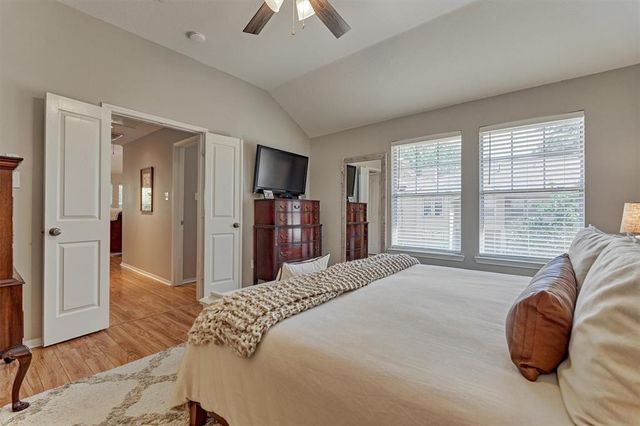 87 Woodlily Place, The Woodlands, TX 77382