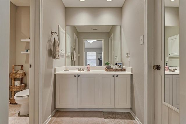 87 Woodlily Place, The Woodlands, TX 77382