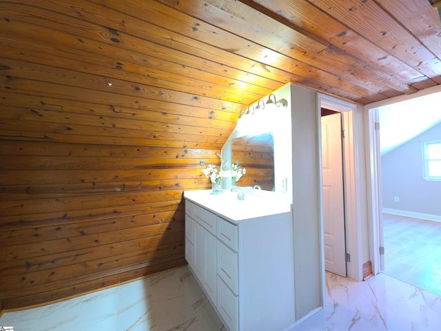 3302 Edwards Road, Taylors, SC 29687