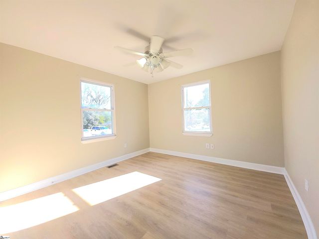 3302 Edwards Road, Taylors, SC 29687