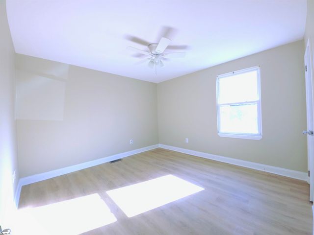 3302 Edwards Road, Taylors, SC 29687