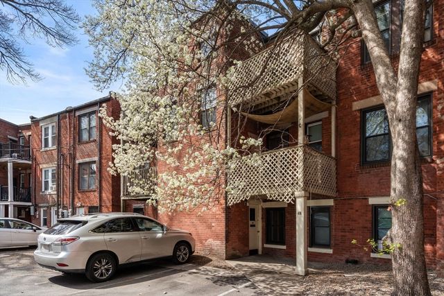 4 Colliston Rd B, Boston, MA 02135