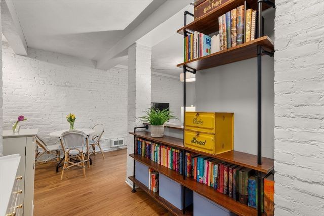4 Colliston Rd B, Boston, MA 02135