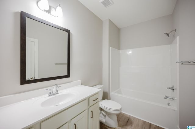 2064 WOHALI DRIVE, Leeds, AL 35094