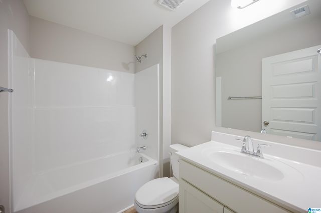 2064 WOHALI DRIVE, Leeds, AL 35094