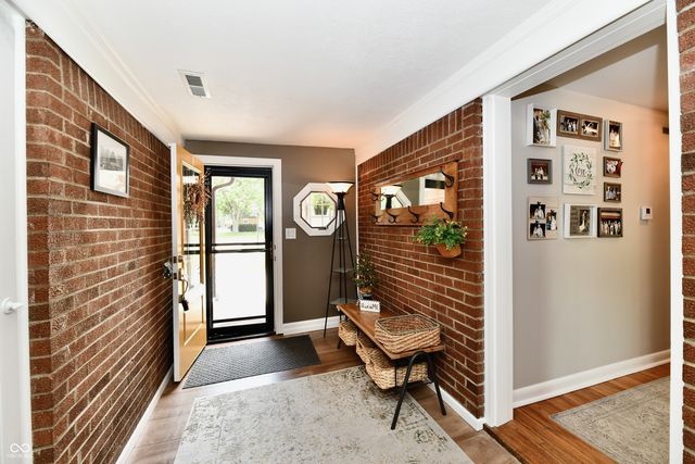 209 Kirk Drive W, Indianapolis, IN 46234