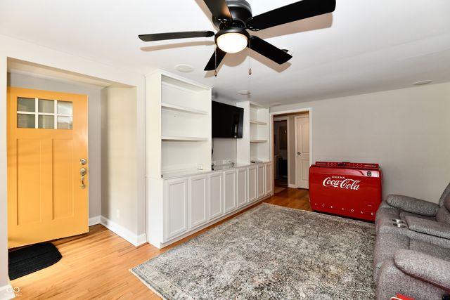 209 Kirk Drive W, Indianapolis, IN 46234
