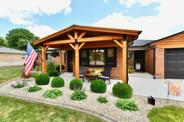 209 Kirk Drive W, Indianapolis, IN 46234