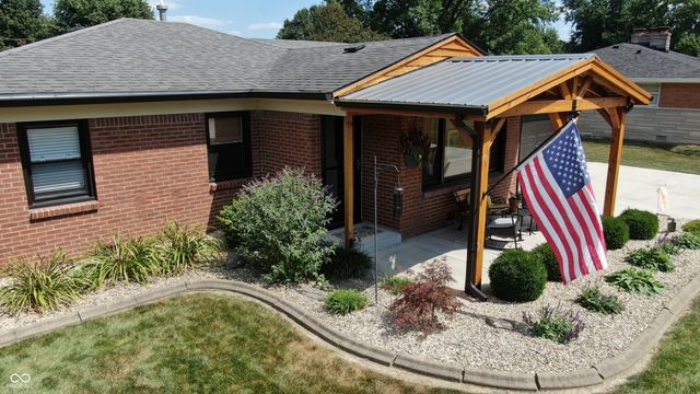 209 Kirk Drive W, Indianapolis, IN 46234