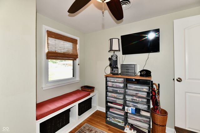 209 Kirk Drive W, Indianapolis, IN 46234