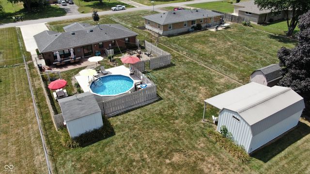 209 Kirk Drive W, Indianapolis, IN 46234