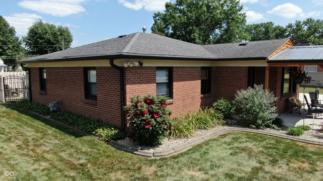 209 Kirk Drive W, Indianapolis, IN 46234