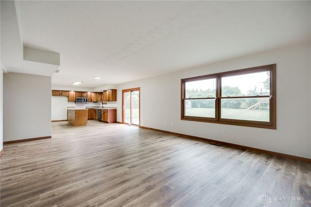 3361 Sea Turtle Drive, Dayton, OH 45414