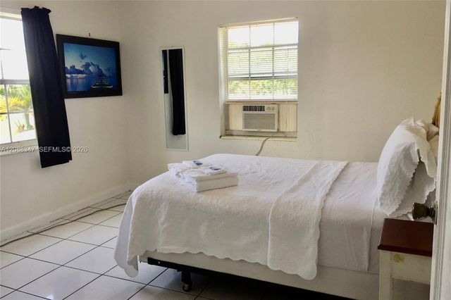 1801 SW 10th Street, Miami, FL 33135