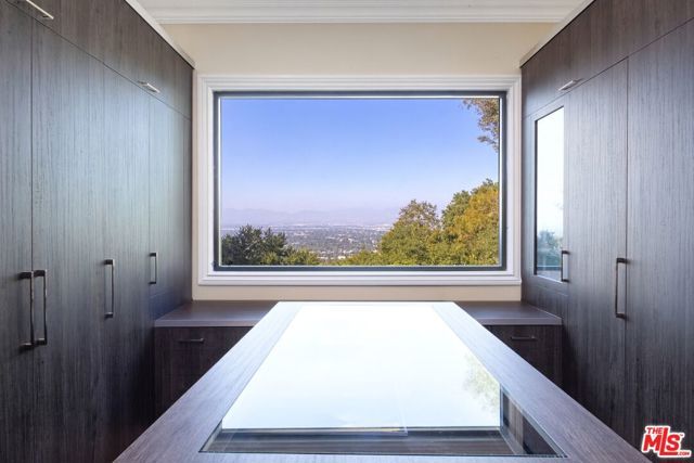 13355 Mulholland Drive, Beverly Hills, CA 90210