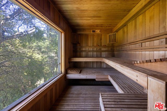 13355 Mulholland Drive, Beverly Hills, CA 90210