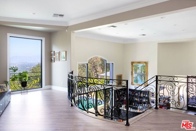 13355 Mulholland Drive, Beverly Hills, CA 90210