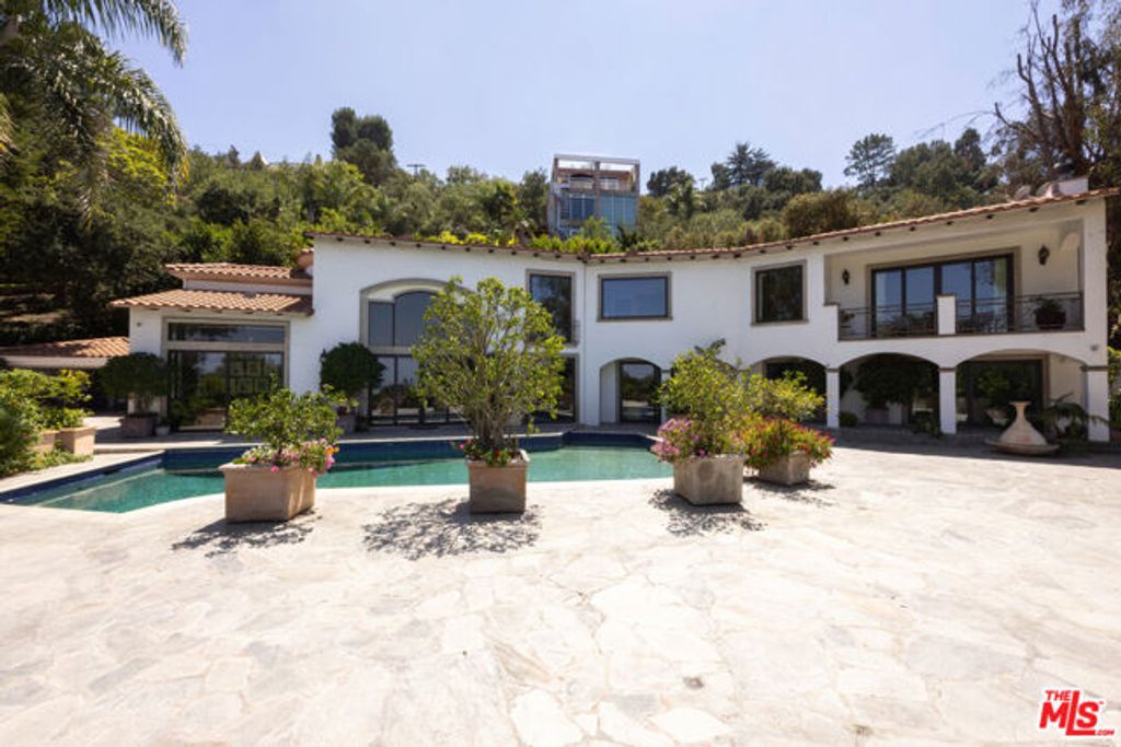 13355 Mulholland Drive, Beverly Hills, CA 90210