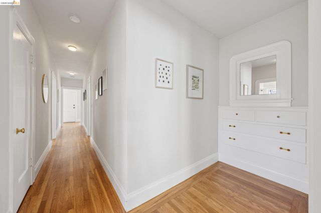 214 Mandalay Rd, Oakland, CA 94618