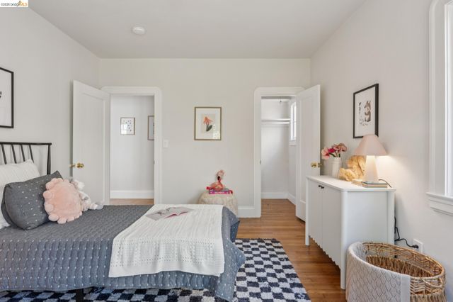 214 Mandalay Rd, Oakland, CA 94618