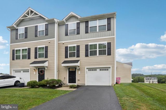 516 RIVER RUN, Northampton, PA 18067