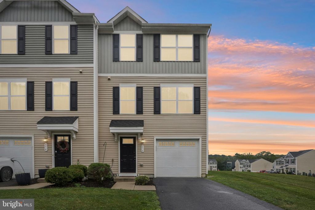516 RIVER RUN, Northampton, PA 18067