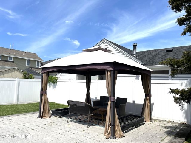 303 Central Avenue Avenue, Point Pleasant Beach, NJ 08742