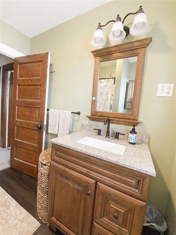 908 4th Avenue, Conway, PA 15027
