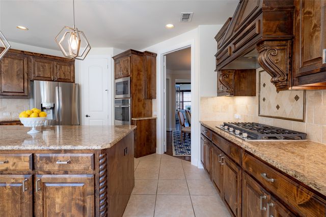 8609 Tuscan Oaks Drive, Mckinney, TX 75071