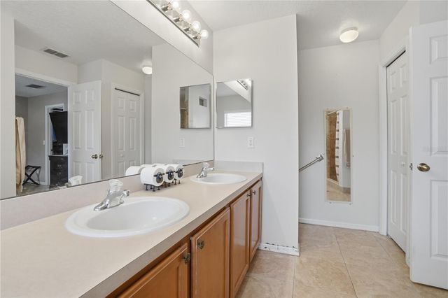 969 HORSESHOE FALLS DRIVE, Orlando, FL 32828