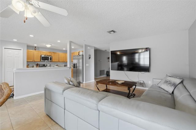 969 HORSESHOE FALLS DRIVE, Orlando, FL 32828
