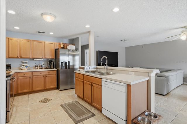 969 HORSESHOE FALLS DRIVE, Orlando, FL 32828