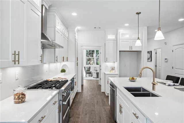 1985 Saint Johns SW Place, Atlanta, GA 30315