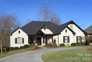 507 7th Street NE 29, Conover, NC 28613