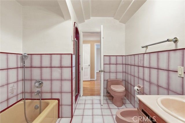 238 S Detroit, Los Angeles, CA 90036