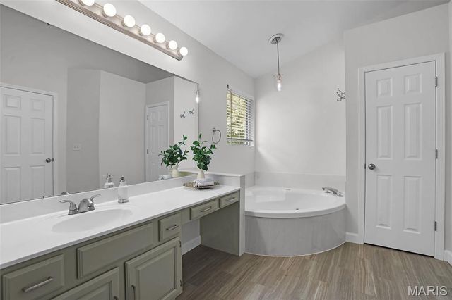 200 Nicole Court, Glen Carbon, IL 62034