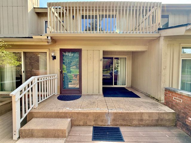 1651 S Hill Boulevard, Bloomfield Hills, MI 48304