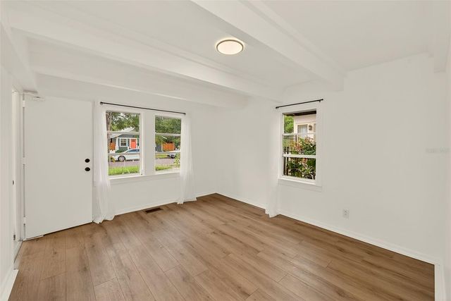 925 16TH AVENUE N, St Petersburg, FL 33704